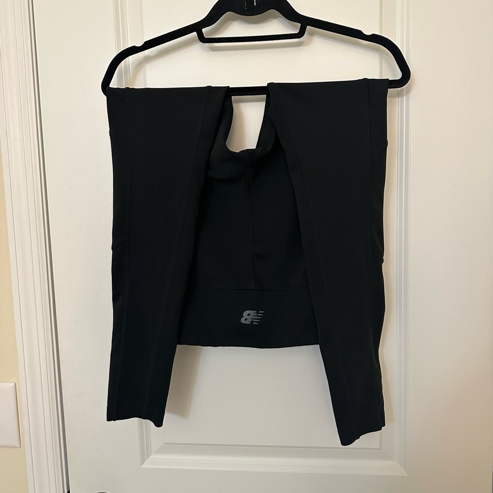 New Balance Women’s Black Leggings - Picture 2 of 3